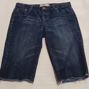 3X$25.  T5 denim size 9 shorts